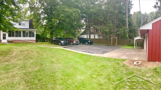561 North Miller Road Saginaw, MI 48609 - Photo 24 of 41 31326595-23.JPG