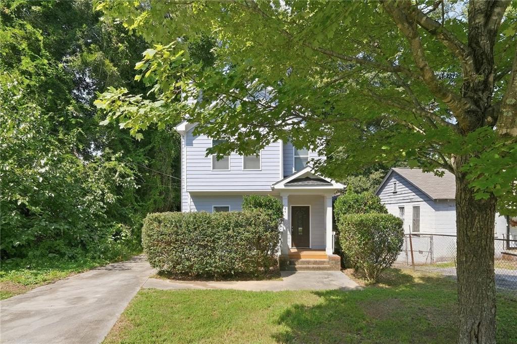 84 Holly Road Northwest Atlanta, GA 30314 - Photo 1 of 17 Gallery Image 1