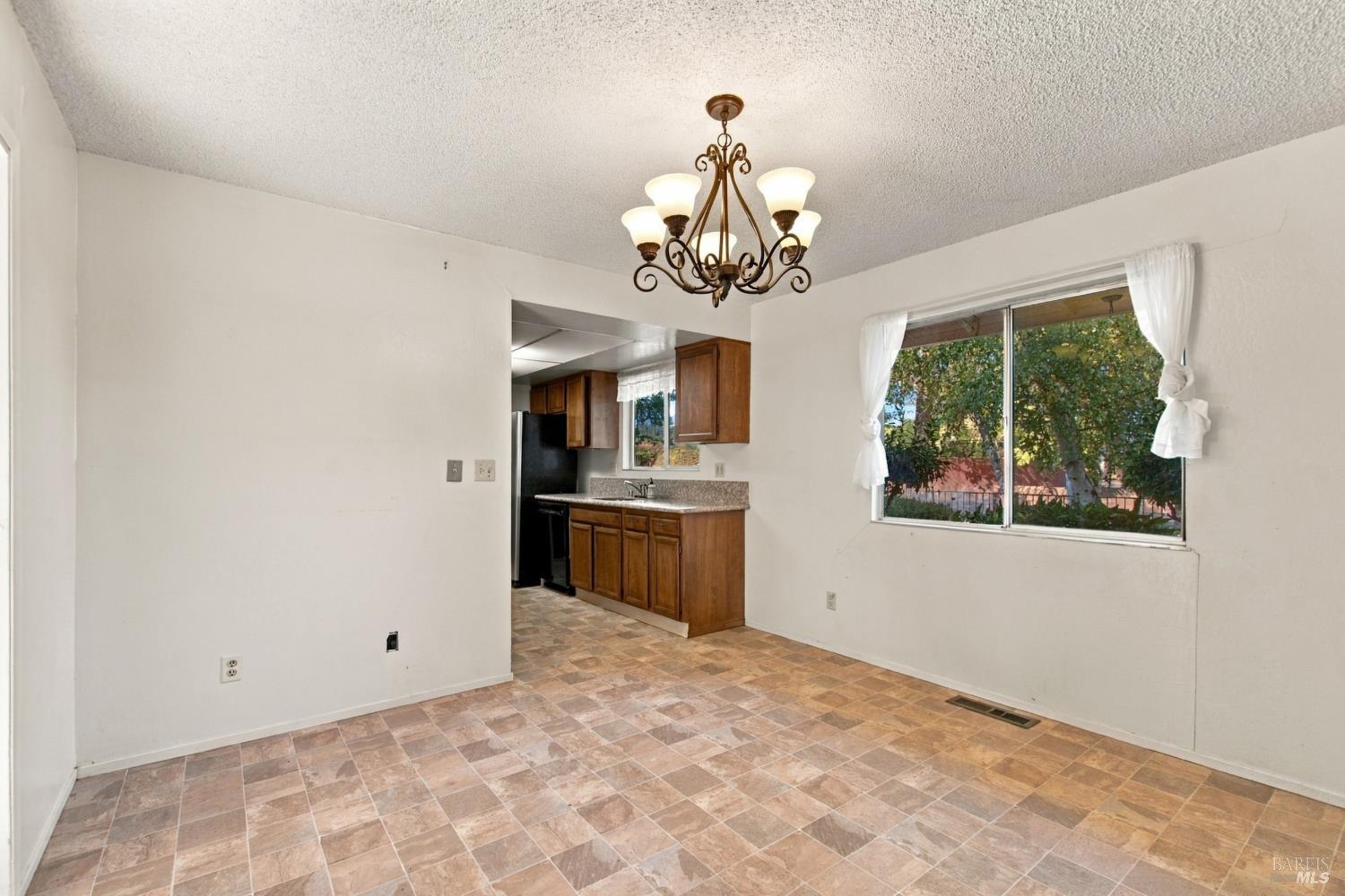 1075 Partrick Road Napa, CA 94558 - Photo 27 of 57 Gallery Image 27