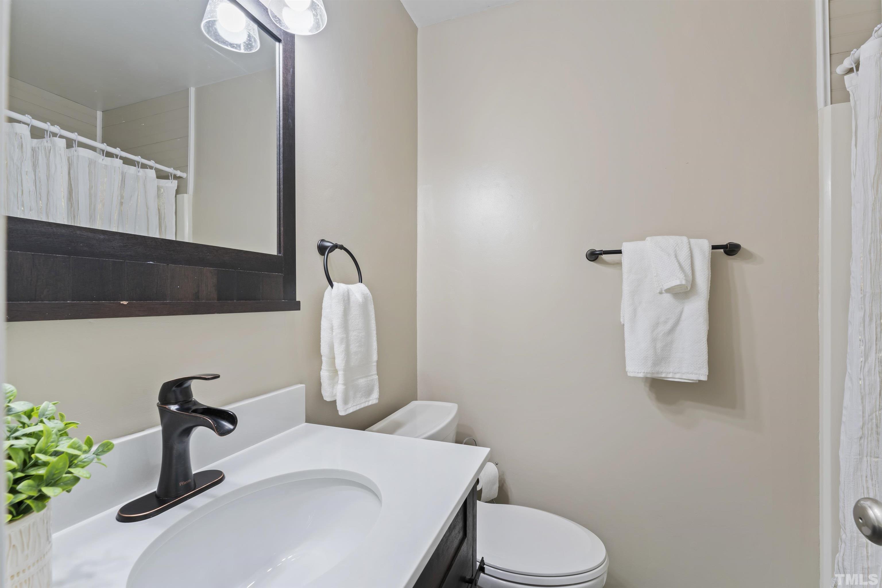 6161 Bushmills Street Raleigh, NC 27613 - Photo 13 of 30