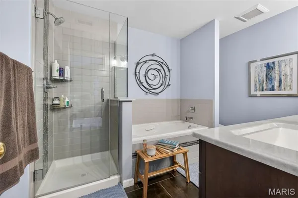 $289,000 | 3116 Autumn Shores Drive, Maryland Heights, MO 63043