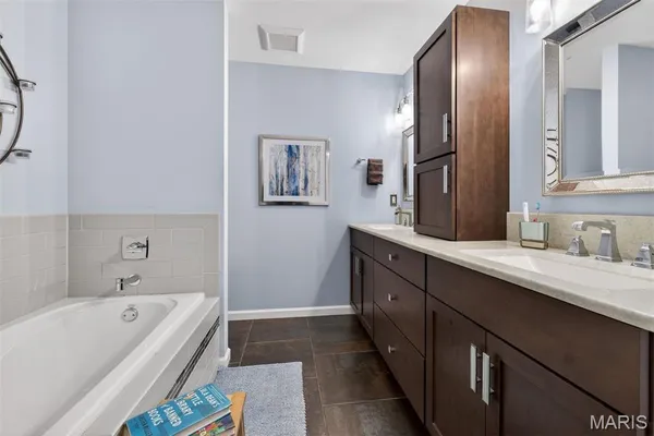 $289,000 | 3116 Autumn Shores Drive, Maryland Heights, MO 63043