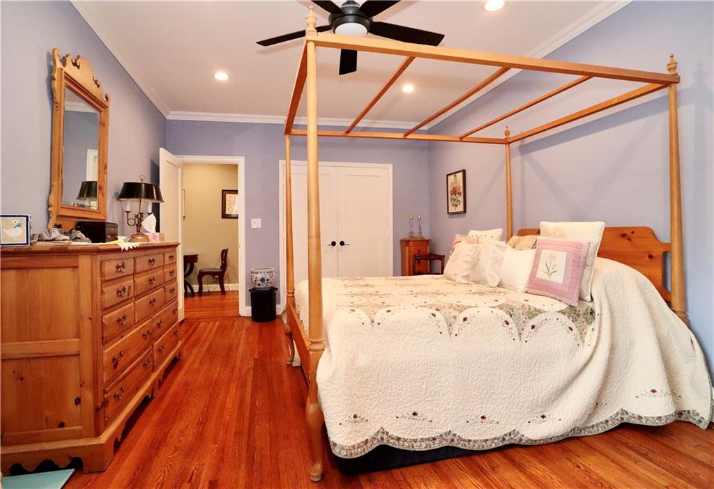 8701 Shore Road, Unit 234 Brooklyn, NY 11209 - Photo 14 of 28 Gallery Image 14
