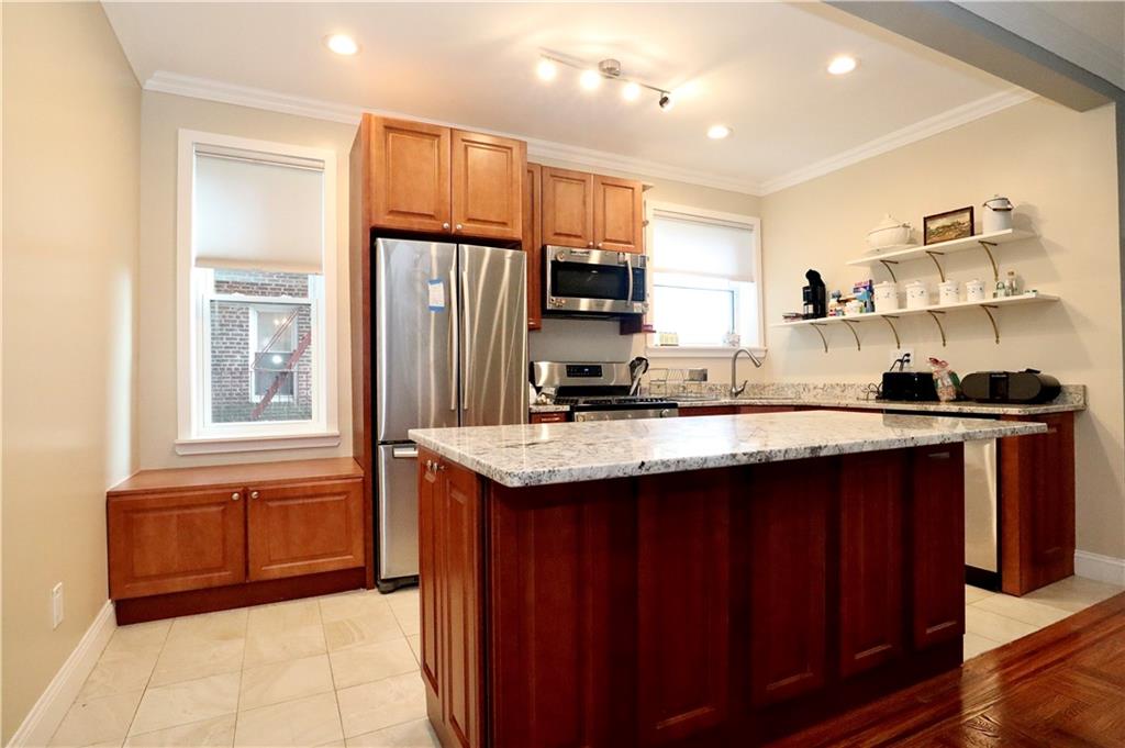 8701 Shore Road, Unit 234 Brooklyn, NY 11209 - Photo 4 of 28 Gallery Image 4