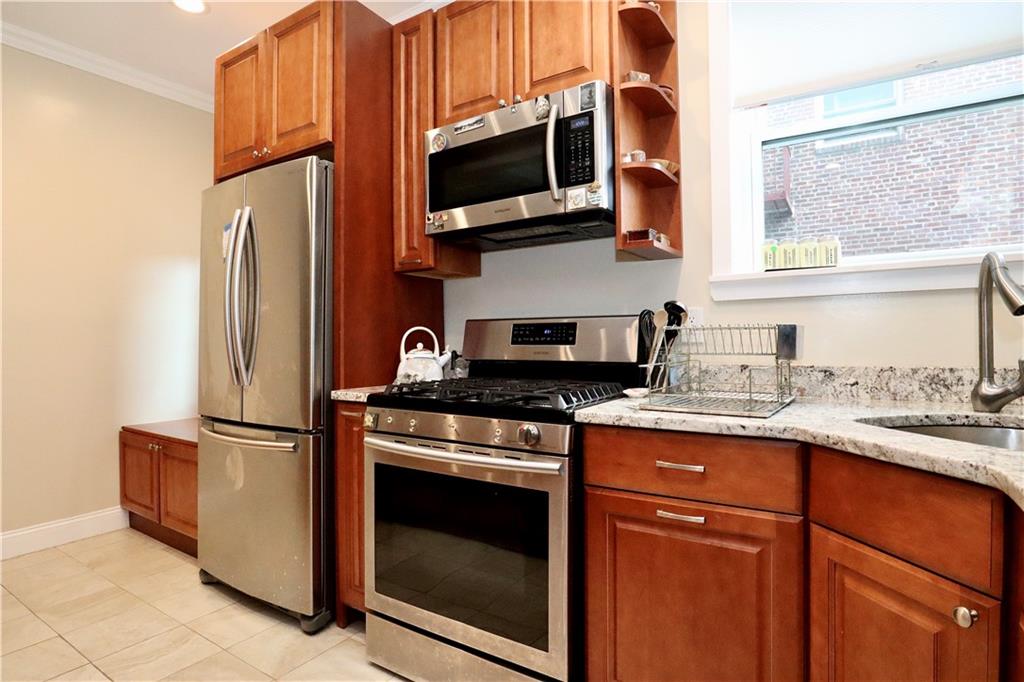 8701 Shore Road, Unit 234 Brooklyn, NY 11209 - Photo 9 of 28 Gallery Image 9