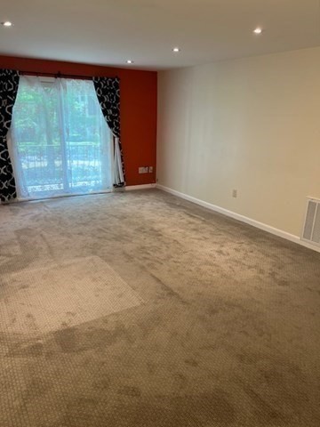 16 Shadowbrook Lane, Unit 32 Milford, MA 01757 - Photo 8 of 38