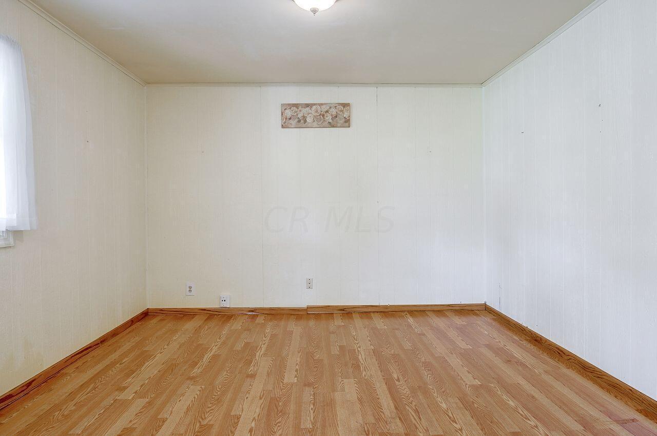 433 Daytona Road Columbus, OH 43228 - Photo 12 of 34 Gallery Image 12