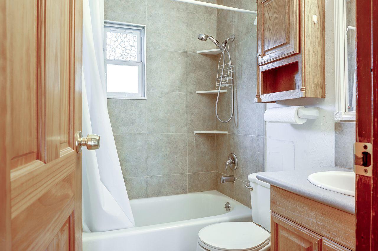 433 Daytona Road Columbus, OH 43228 - Photo 18 of 34 Gallery Image 18