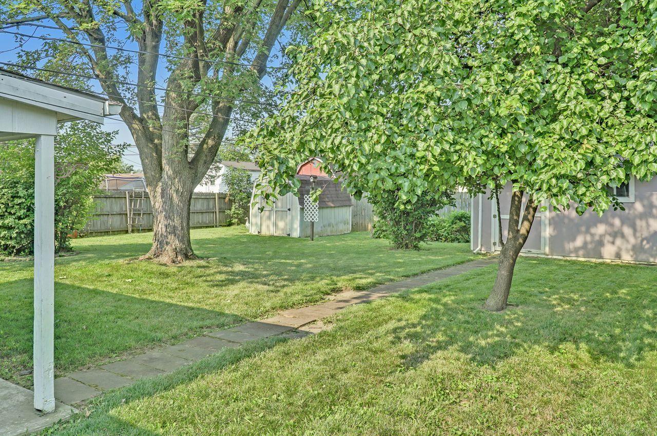 433 Daytona Road Columbus, OH 43228 - Photo 30 of 34 Gallery Image 30