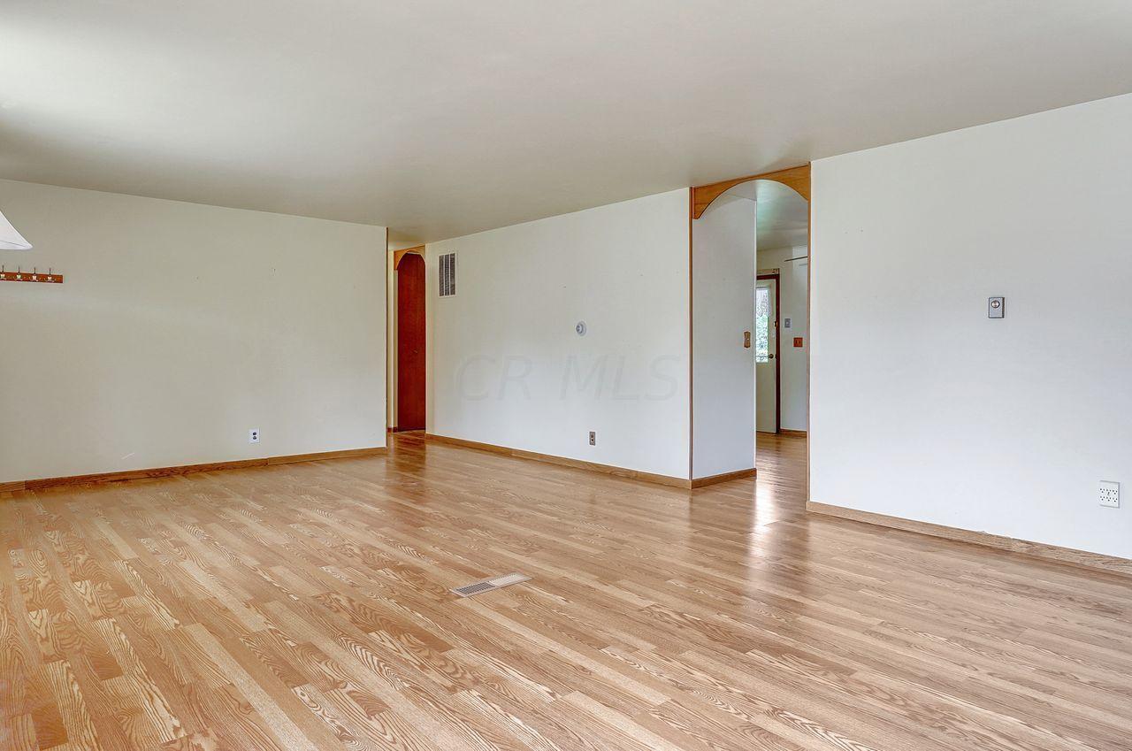 433 Daytona Road Columbus, OH 43228 - Photo 10 of 34 Gallery Image 10