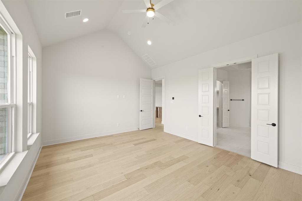6451 Cedar Elm Road Midlothian, TX 76065 - Photo 20 of 39 6451 Cedar Elm- Primary Suite-8976