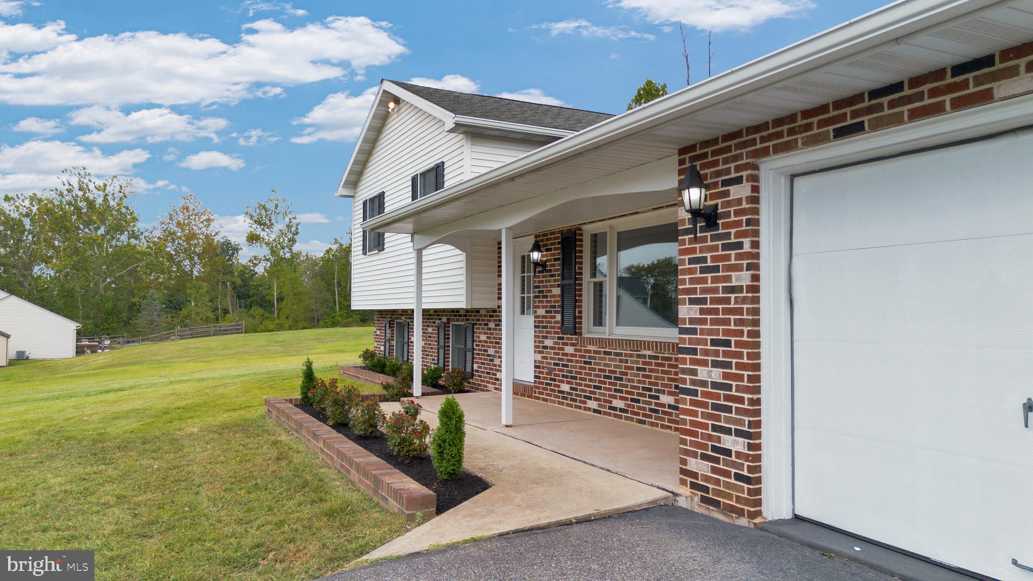 125 Rugby Road Birdsboro, PA 19508 - Photo 2 of 59 Gallery Image 2