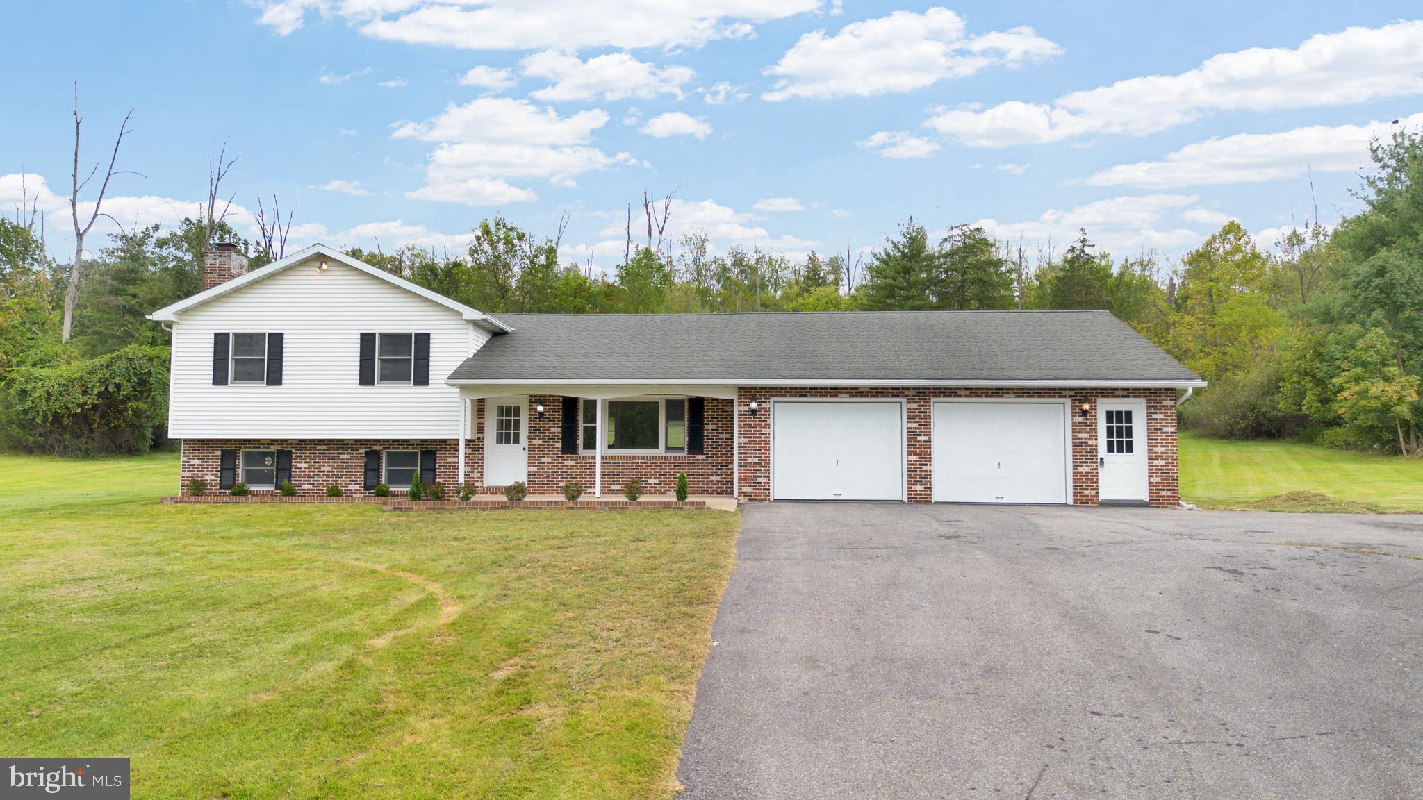 125 Rugby Road Birdsboro, PA 19508 - Photo 3 of 59 Gallery Image 3