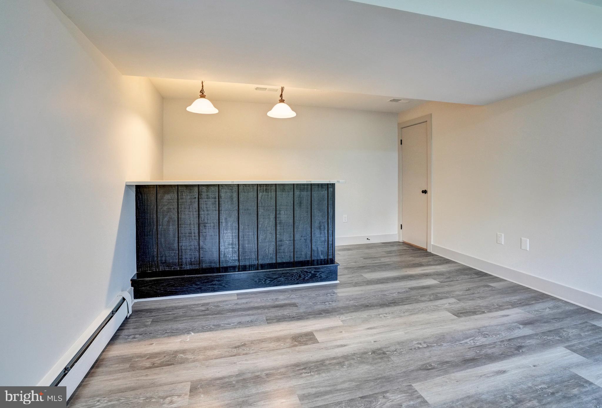 125 Rugby Road Birdsboro, PA 19508 - Photo 39 of 59 bar