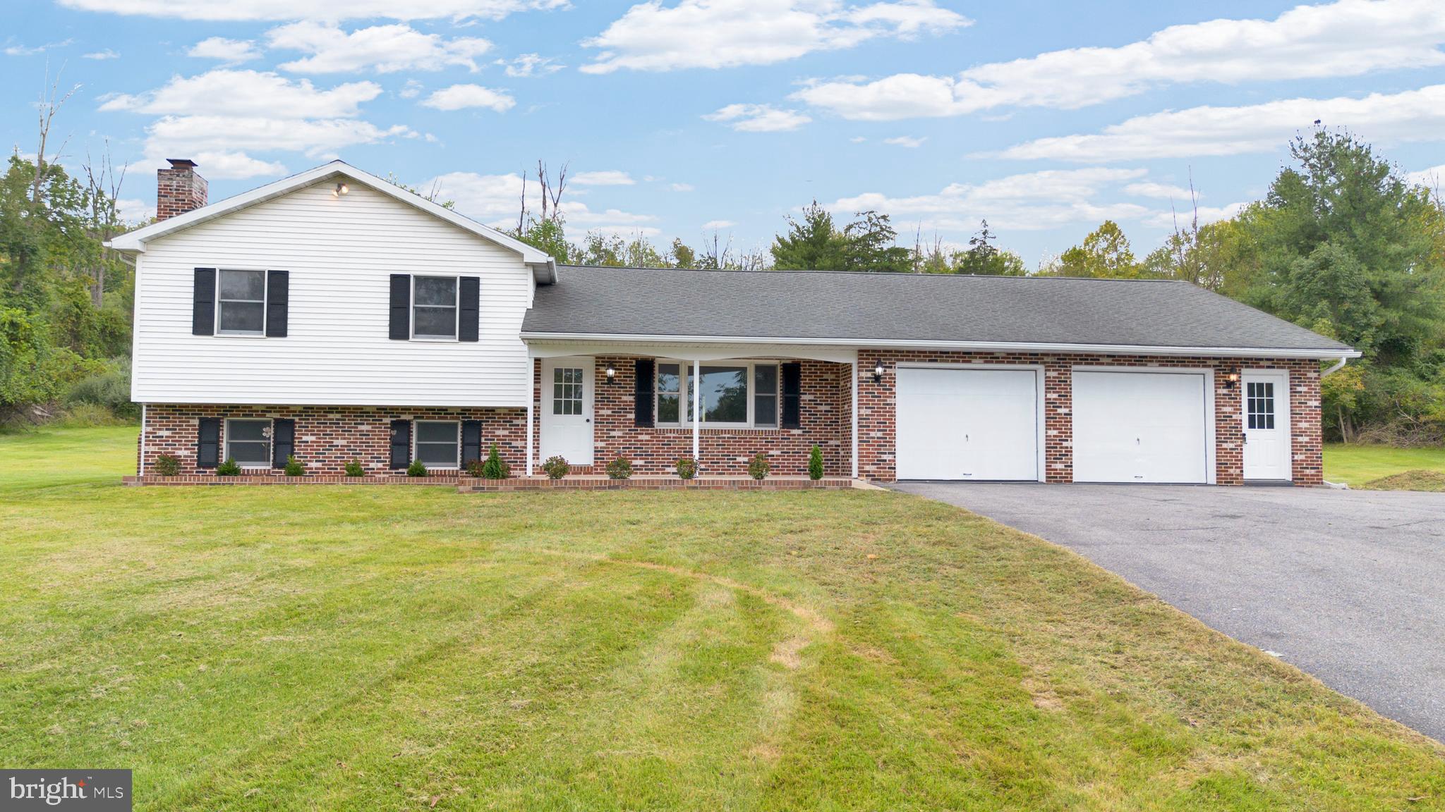 125 Rugby Road Birdsboro, PA 19508 - Photo 4 of 59 Gallery Image 4