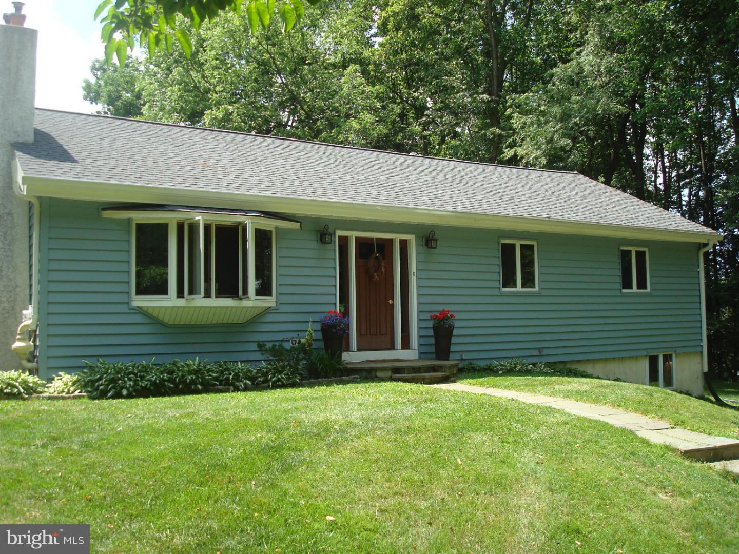 144 Monacy Road Coatesville, PA 19320 - Photo 1 of 25 Gallery Image 1