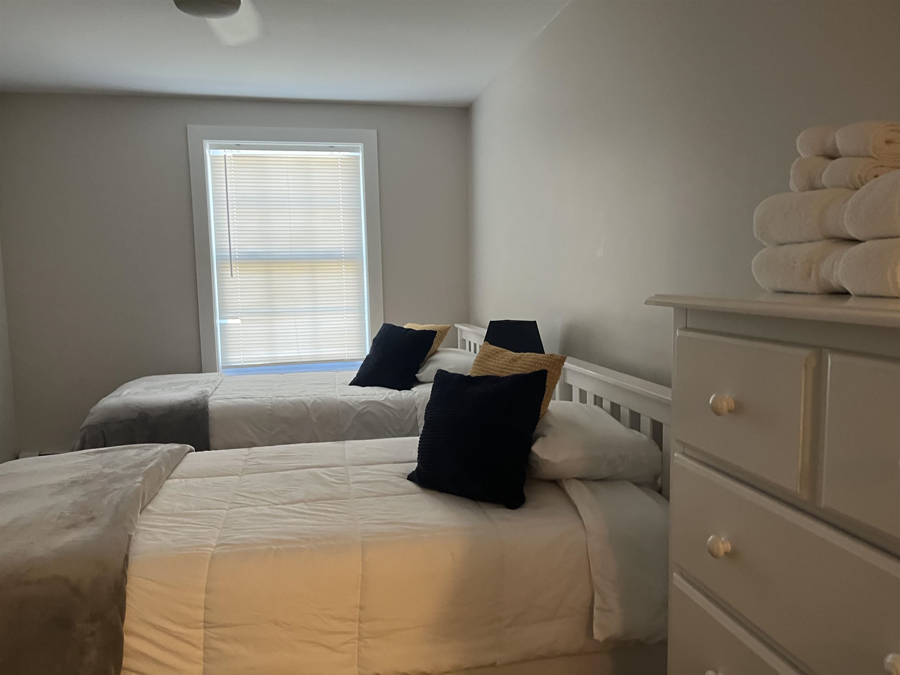 20 Pine Street, Unit 2 Wolfeboro, NH 03894 - Photo 8 of 26