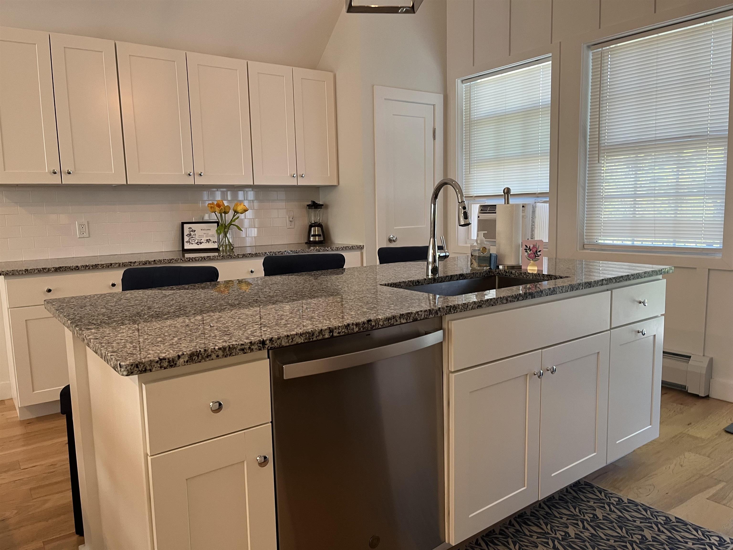 20 Pine Street, Unit 2 Wolfeboro, NH 03894 - Photo 9 of 26