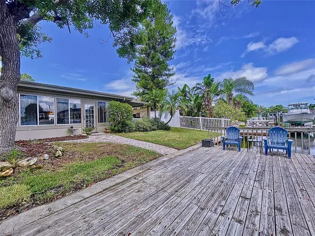 $675,000 | 311 Morningside Drive, Palm Harbor, FL 34683