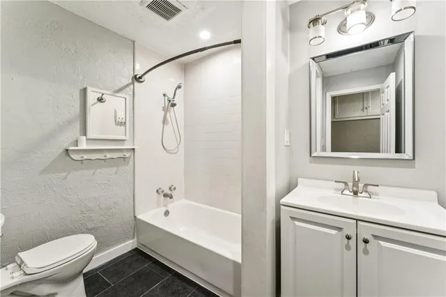 $240,000 | 4456 North Bellefontaine Avenue, Kansas City, MO 64117