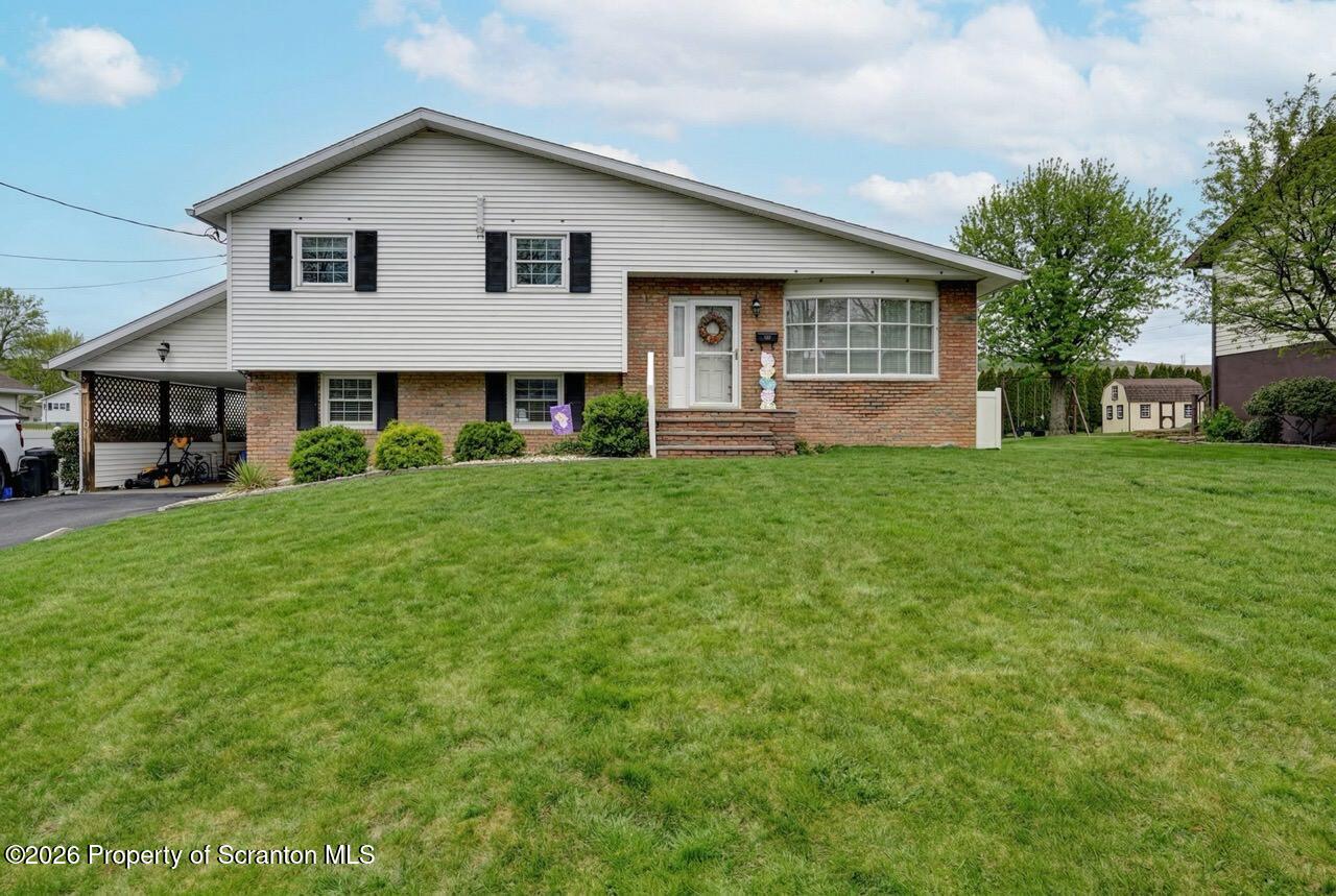 120 Woodhaven Road Blakely, PA 18452 - Photo 3 of 52 Front