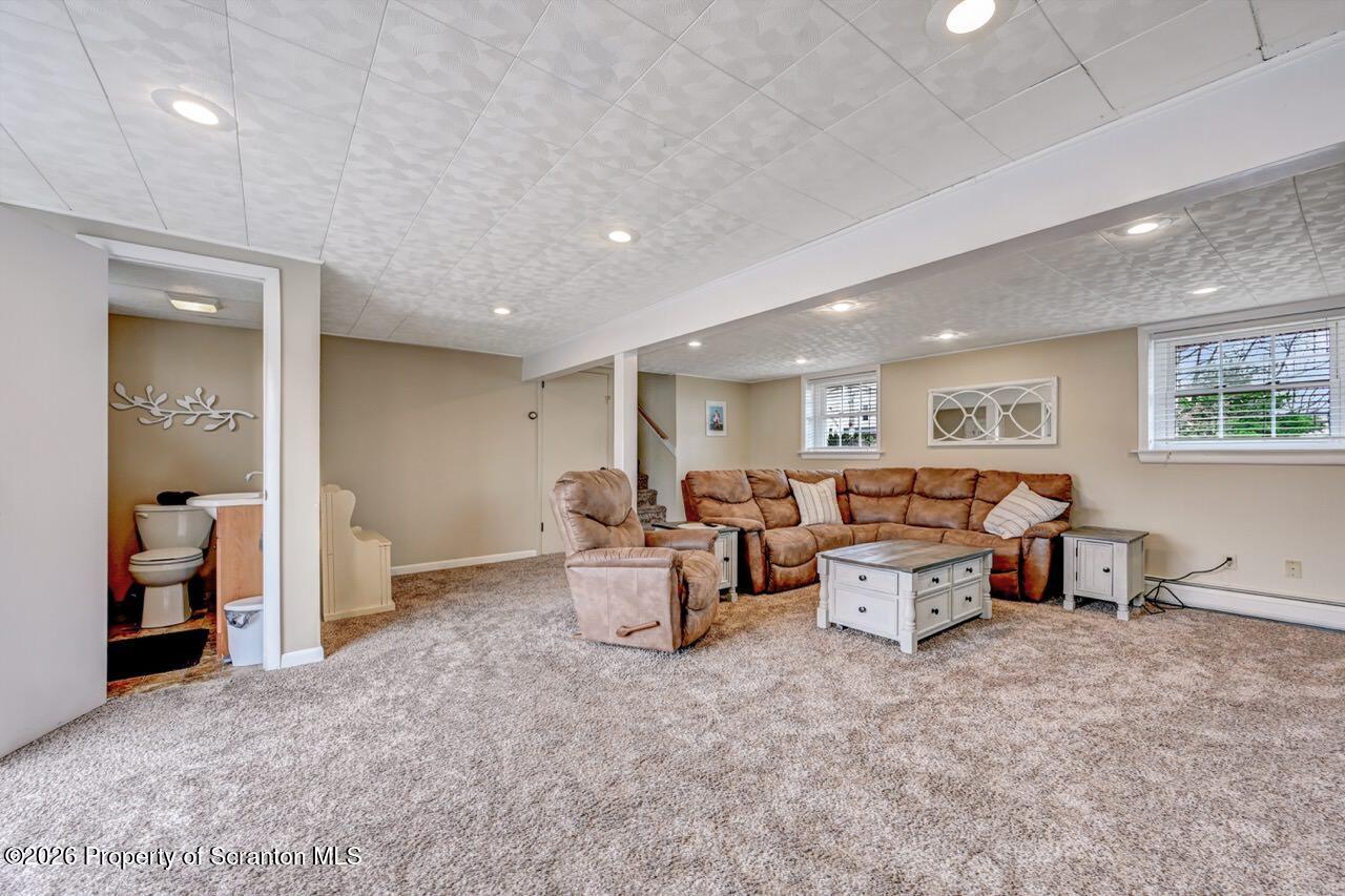 120 Woodhaven Road Blakely, PA 18452 - Photo 40 of 52 Family Room