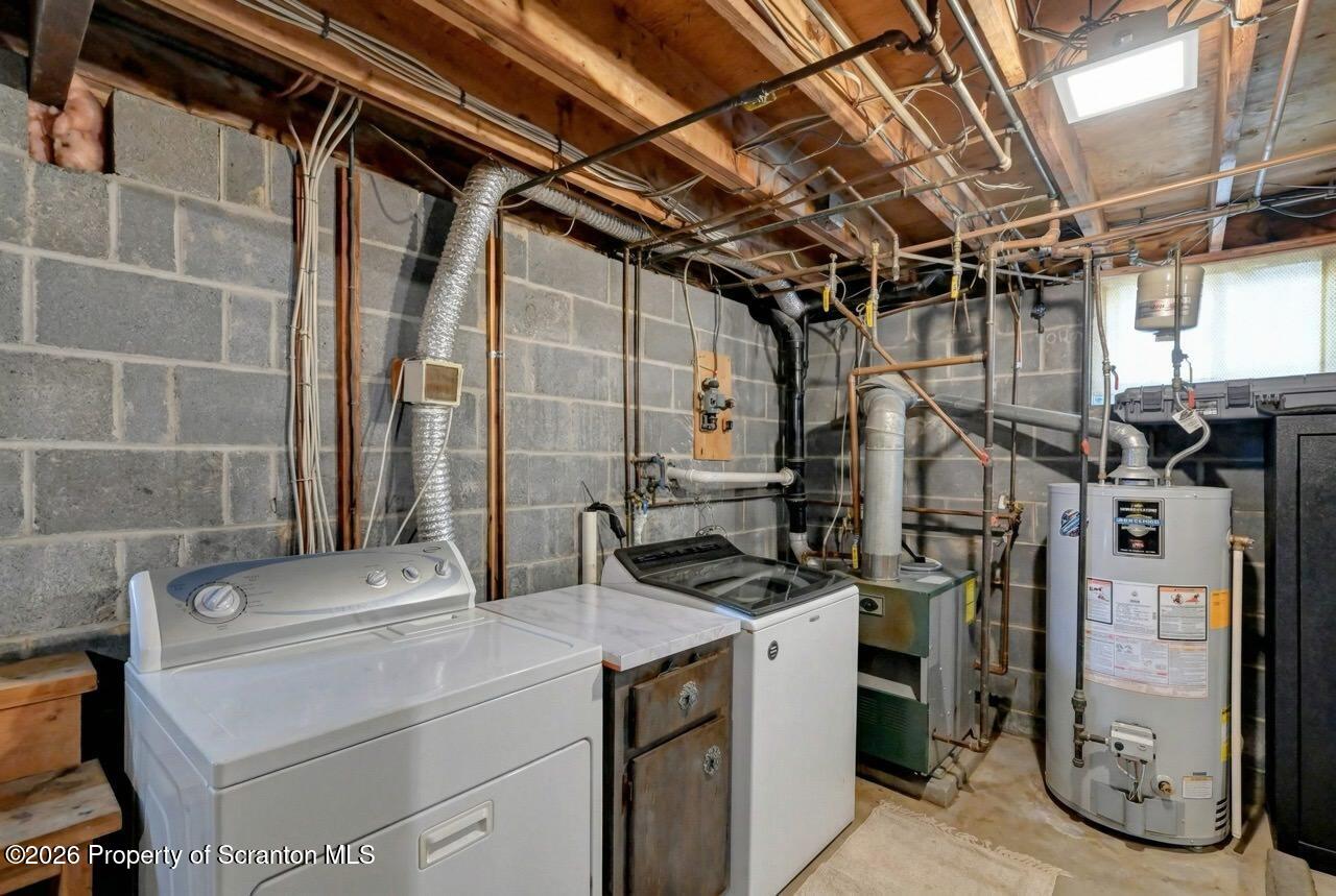 120 Woodhaven Road Blakely, PA 18452 - Photo 44 of 52 Laundry