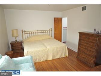 7555 Brookhaven Road Philadelphia, PA 19151 - Photo 10 of 12 Gallery Image 10
