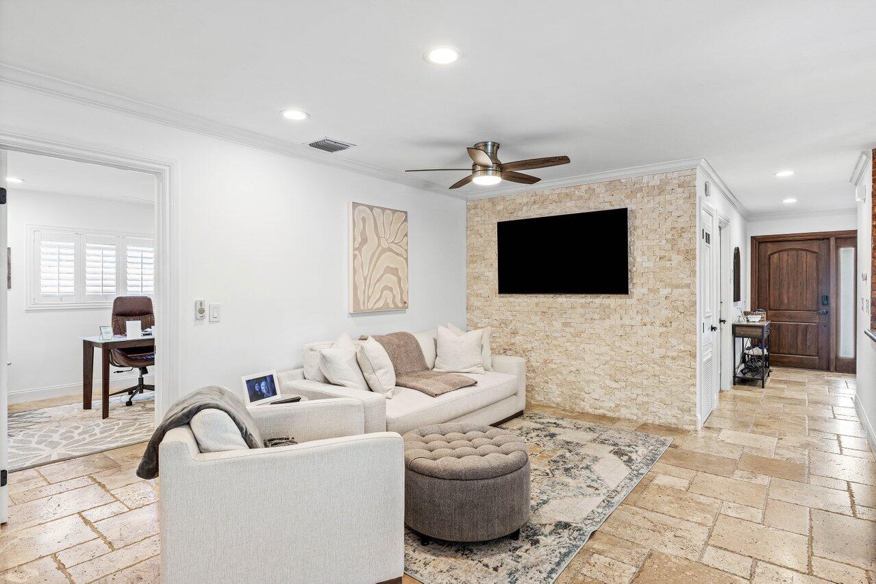 21786 Banyanwood Road Boca Raton, FL 33433 - Photo 12 of 69 012-21786BanyanwoodRoad-BocaRaton-FL-334