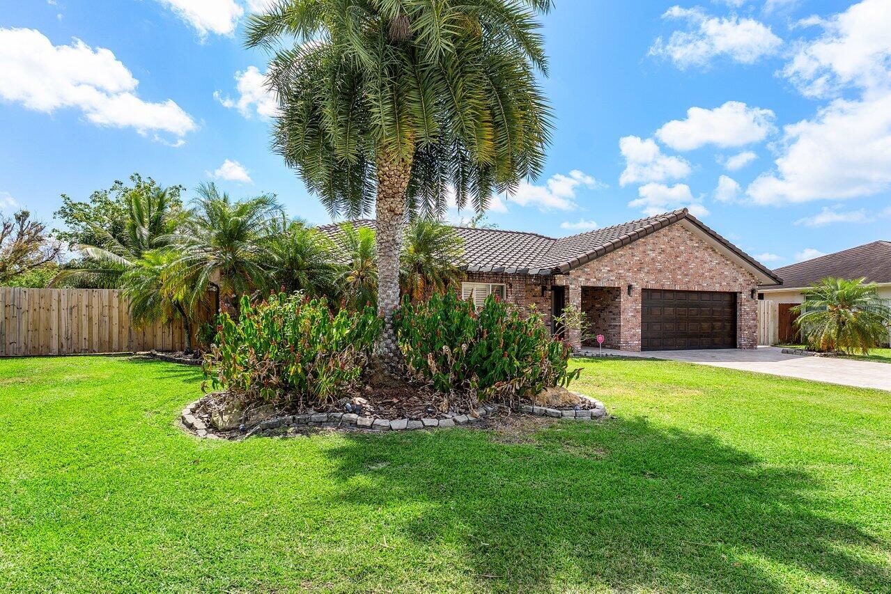 21786 Banyanwood Road Boca Raton, FL 33433 - Photo 3 of 69 003-21786BanyanwoodRoad-BocaRaton-FL-334