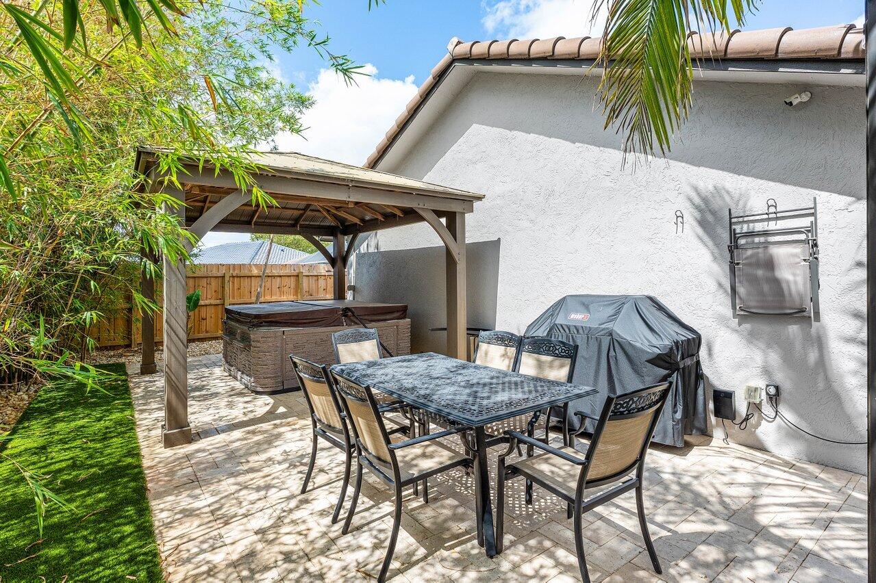 21786 Banyanwood Road Boca Raton, FL 33433 - Photo 40 of 69 040-21786BanyanwoodRoad-BocaRaton-FL-334