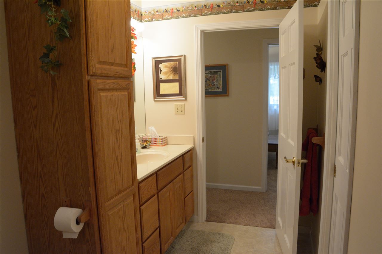 106 Highview Road Traverse City, MI 49696 - Photo 20 of 44 1822025-19.JPG