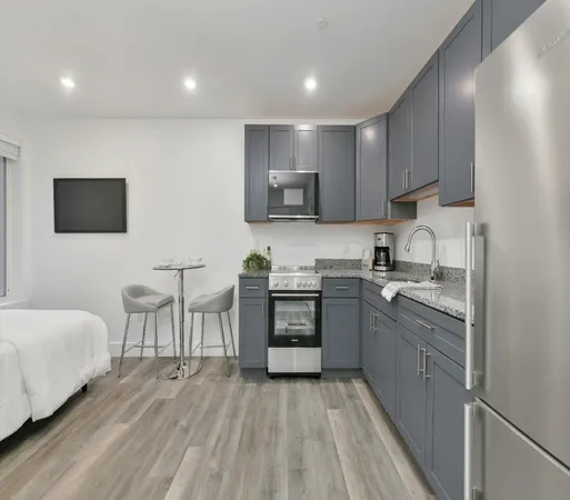 $1,575 | 585 Essex Street, Unit 327, Lynn, MA 01901