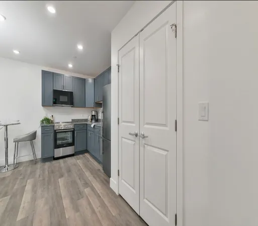 $1,575 | 585 Essex Street, Unit 327, Lynn, MA 01901