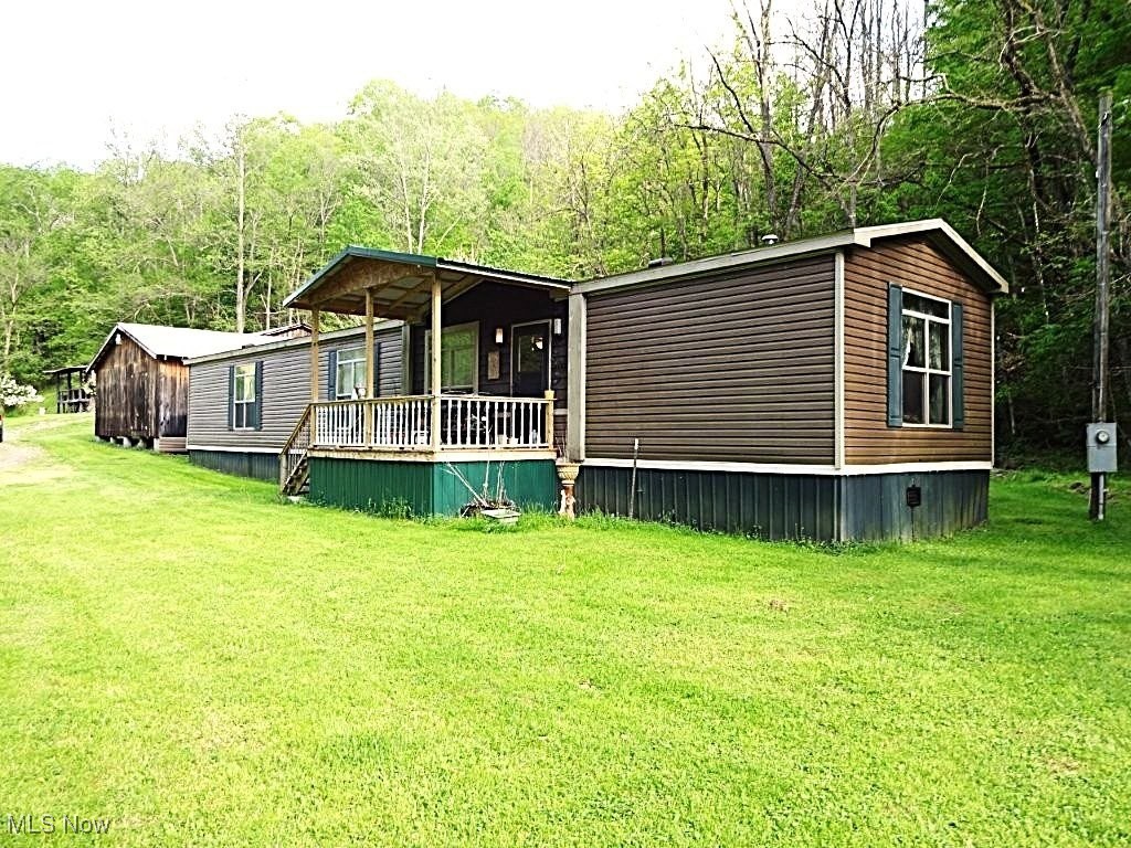 1389 Middle Fork Road Millstone, WV 25261 - Photo 7 of 45