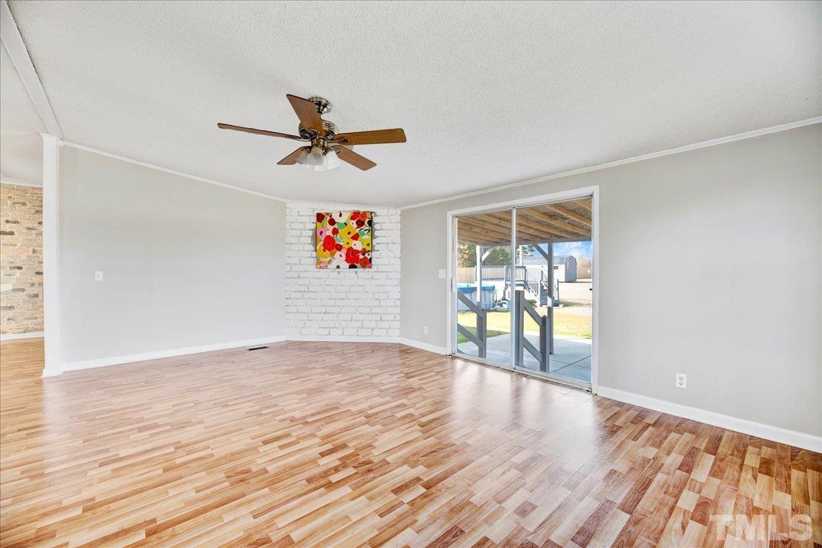 187 Thomas Road Four Oaks, NC 27524 - Photo 13 of 49 Gallery Image 13