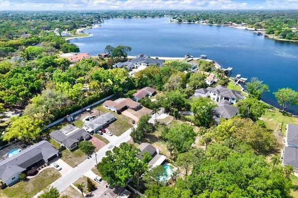 $565,000 | 2107 West Kyra Drive, Tampa, FL 33612