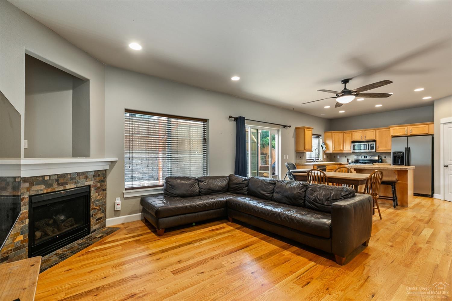 21335 Pecoraro Loop Bend, OR 97701 - Photo 11 of 24 Additional Photo