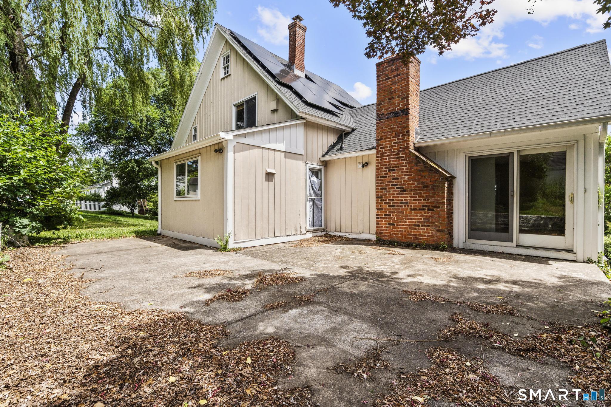 4 Gloria Road Cromwell, CT 06416 - Photo 4 of 32