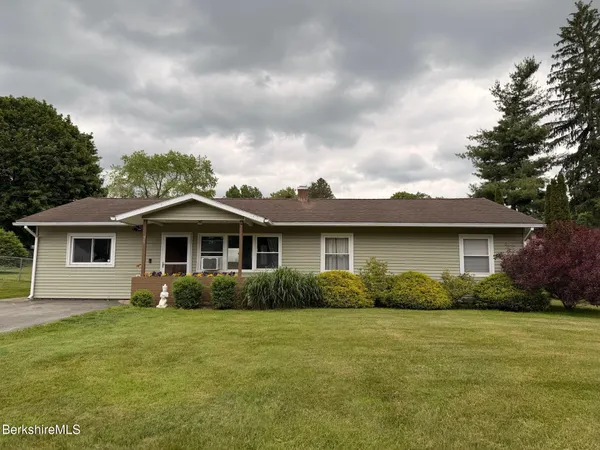 $299,999 | 29 Norwich Drive, Dalton, MA 01226