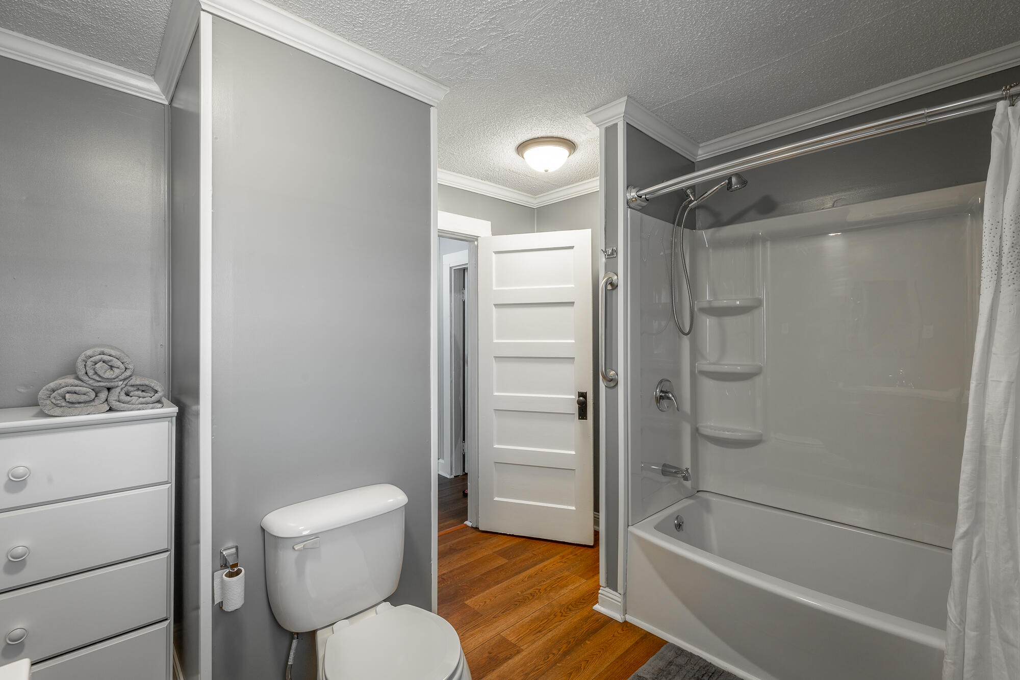 11735 Old Back Valley Road Soddy Daisy, TN 37379 - Photo 20 of 31 Tub Shower