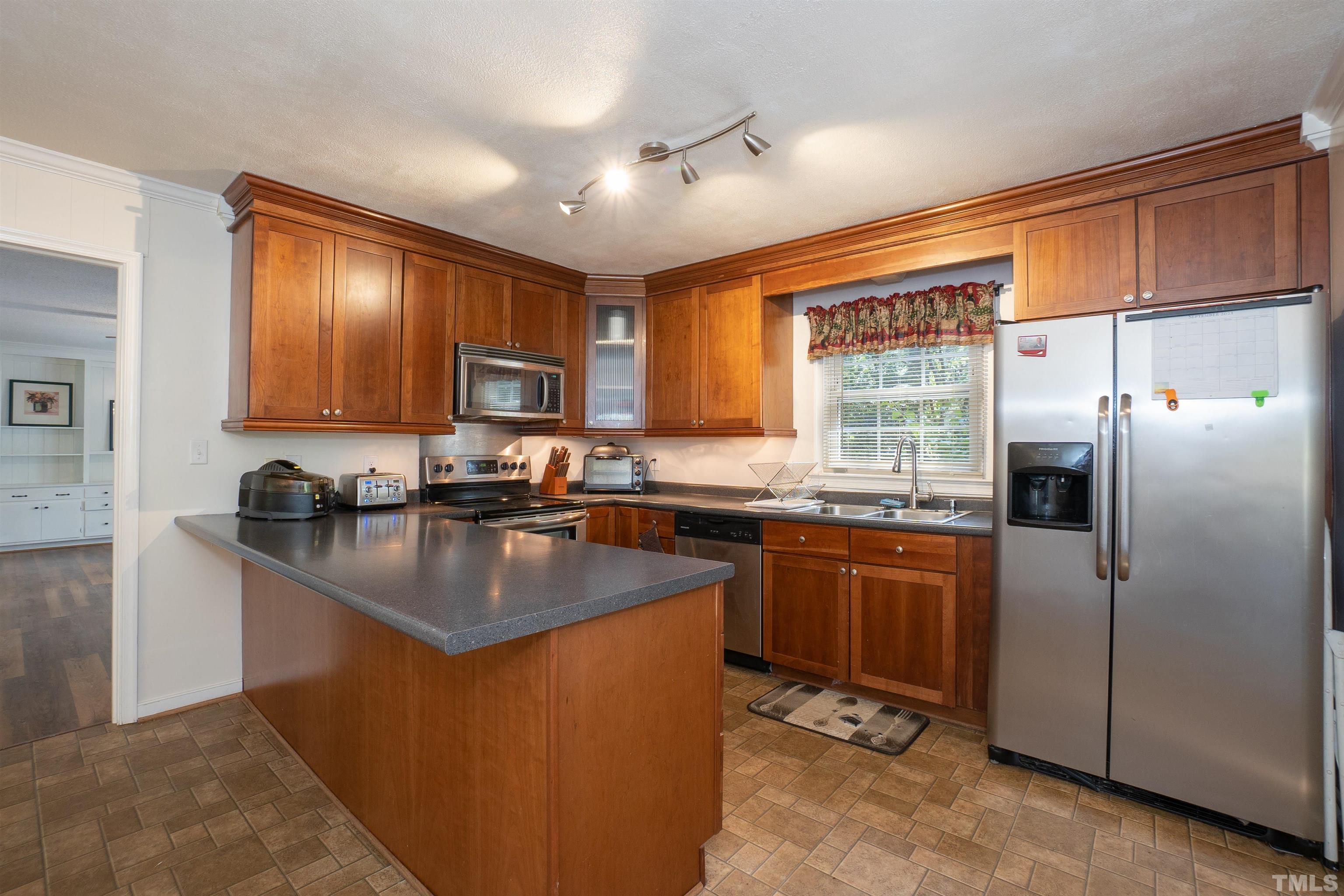 301 Canterbury Road Northwest Wilson, NC 27896 - Photo 11 of 24 Gallery Image 11