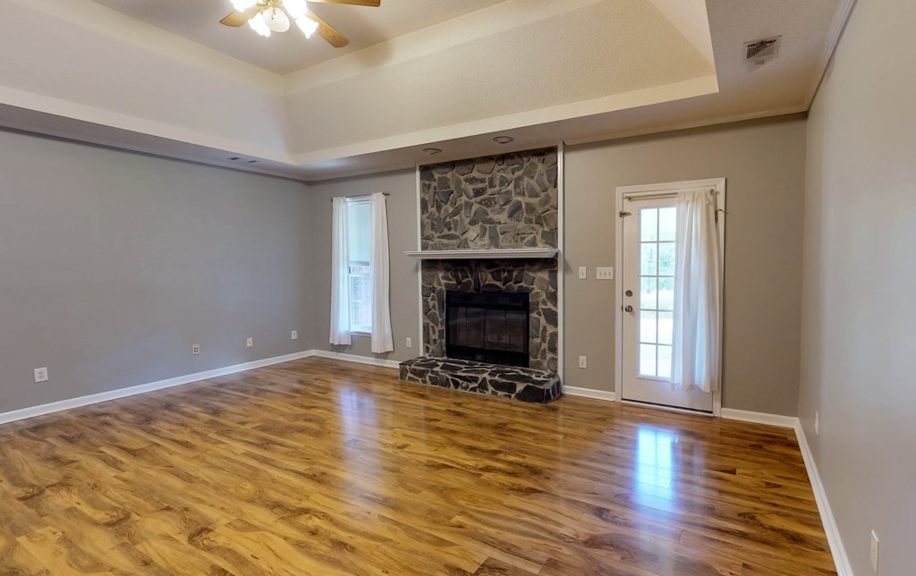 2710 Ginger Branch Road Thomson, GA 30824 - Photo 16 of 47 VAULTED CEILING