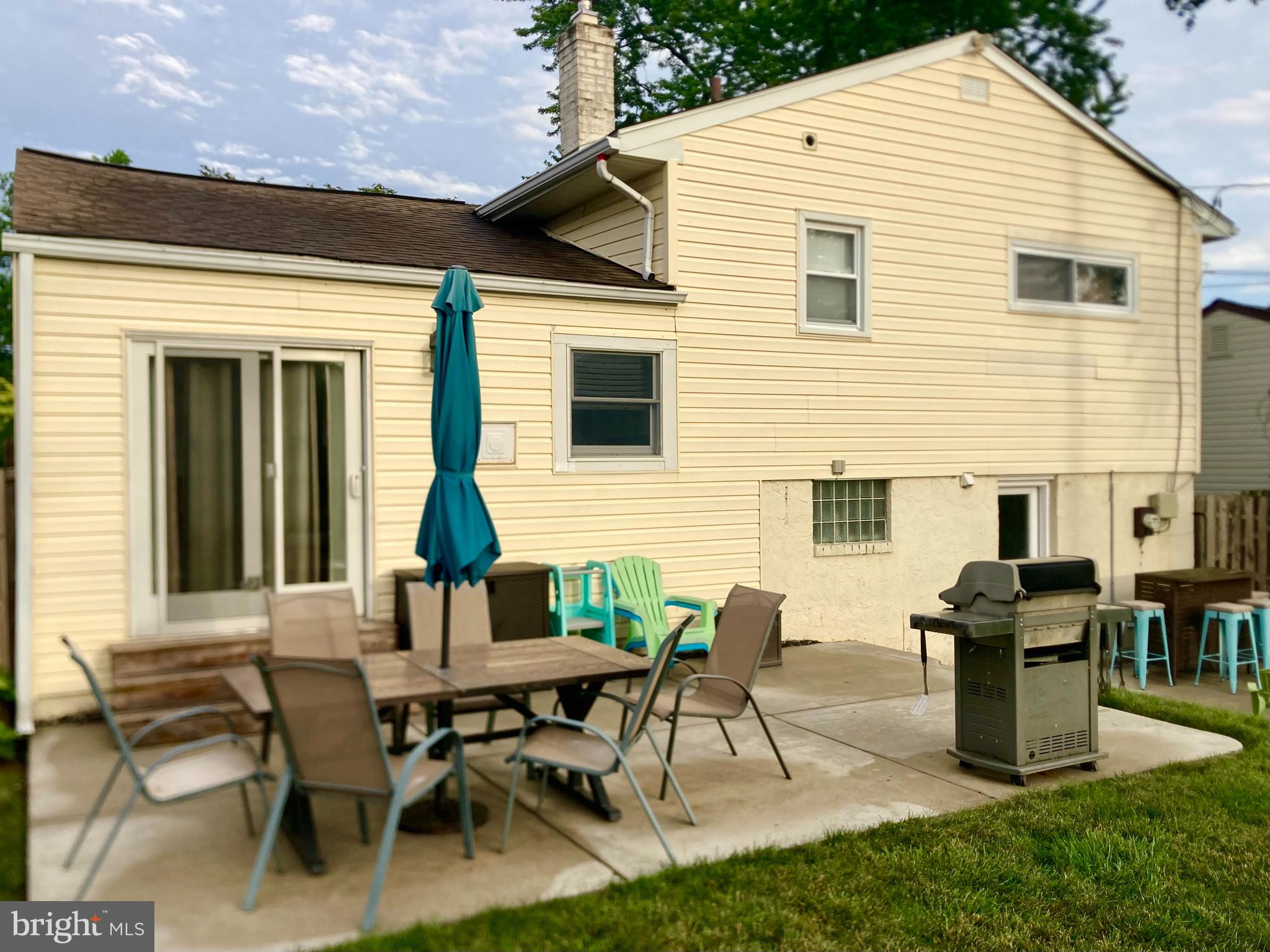 407 Goodwin Road Hatboro, PA 19040 - Photo 4 of 4 rear patio