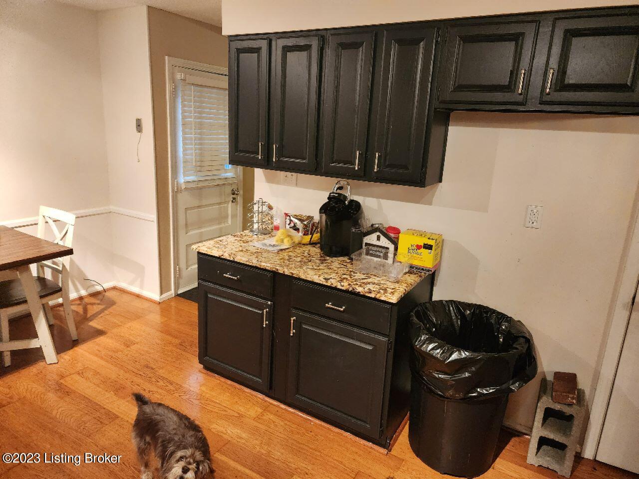 9202 Collingwood Road Louisville, KY 40299 - Photo 8 of 32 07