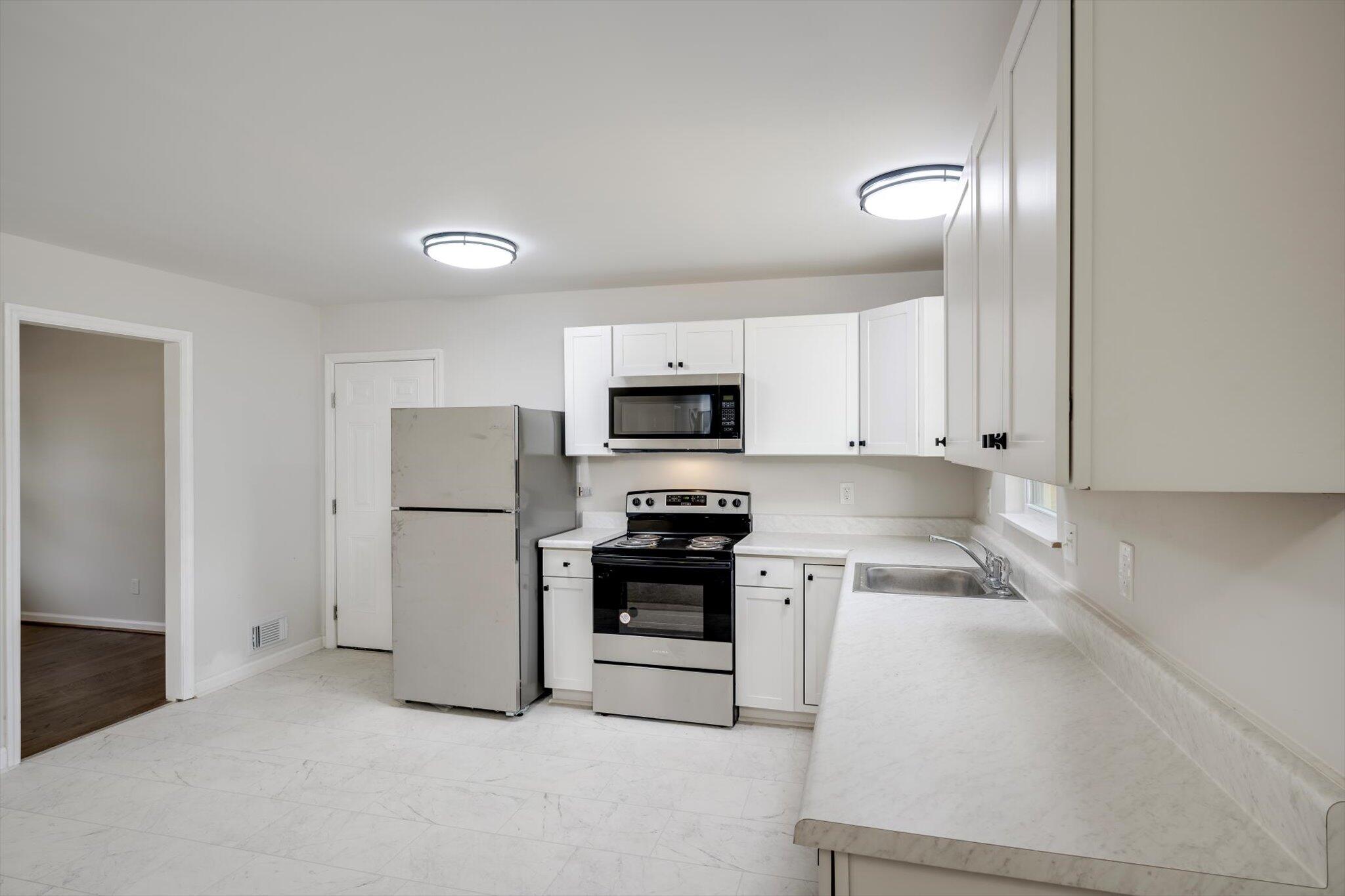 4044 Braddock Street Martinez, GA 30907 - Photo 12 of 34 12-012-