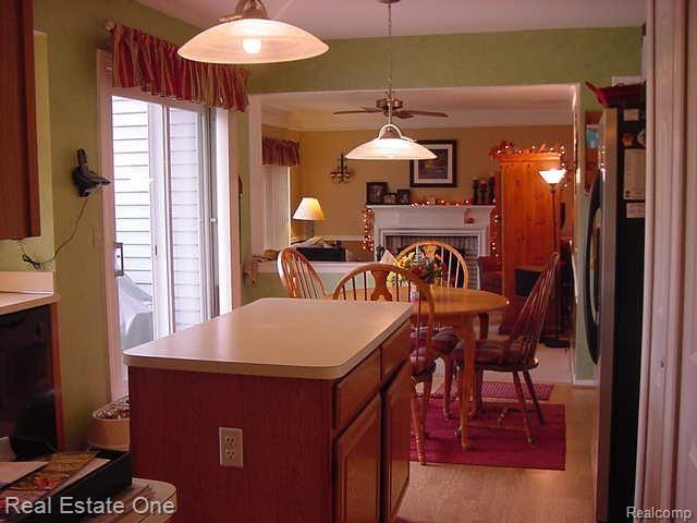 1637 Ridgecrest Rochester, MI 48306 - Photo 18 of 18 Open Floor Plan