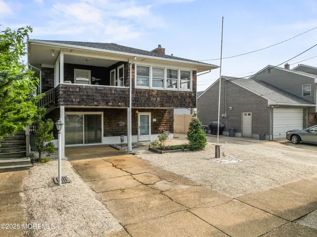 a view of house with a outdoor space