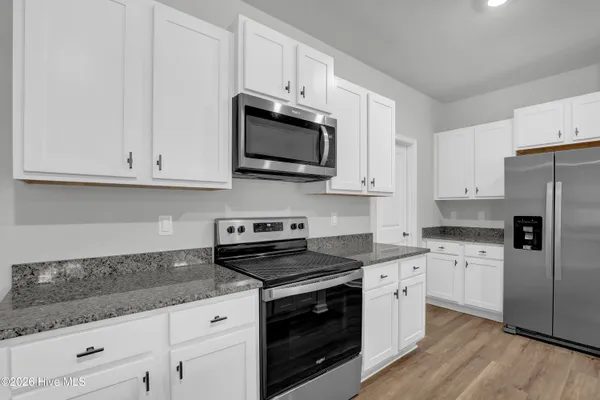 $434,900 | 404 Ibis Court, Sneads Ferry, NC 28460