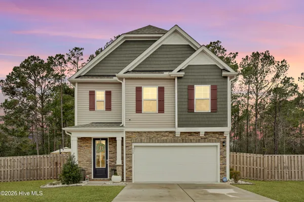 $434,900 | 404 Ibis Court, Sneads Ferry, NC 28460